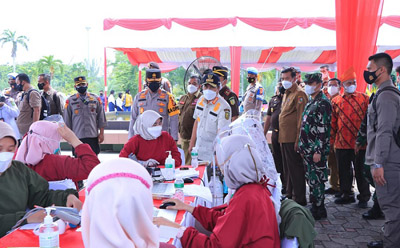  5.100 Warga Lakukan Vaksinasi Massal di Masjid Raya An Nur